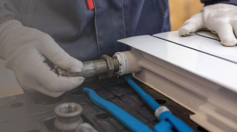 Professional water heater repair services in Eldorado, OK